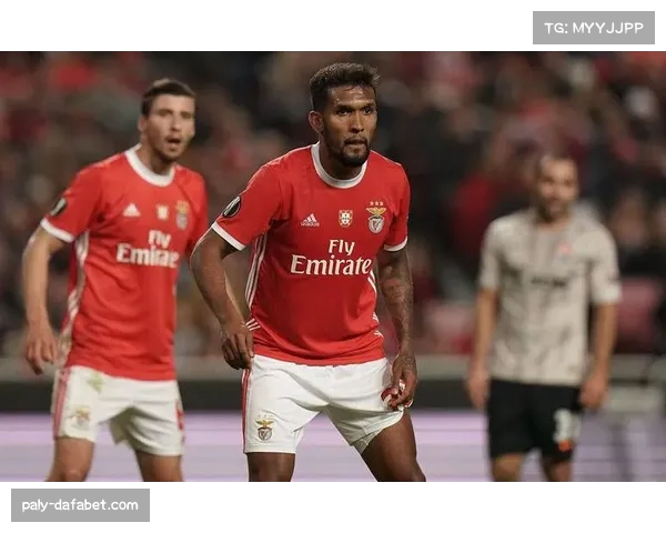 纽卡斯尔联赛季表现未达预期 欧冠资格目标面临挑战